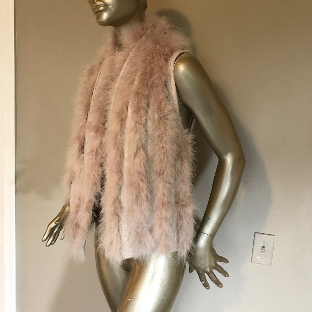 Feather front vest by Boston Proper size M New!